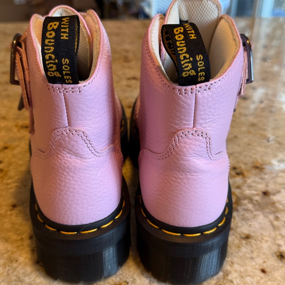 Devon heart pink Dr Martens - Picture 4 of 9
